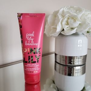 Bath and Bodyworks Pink Lily & Bamboo Body Cream